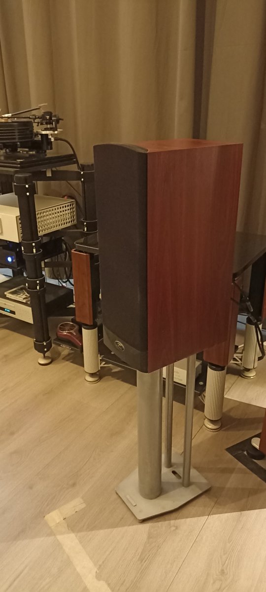 רמקולים יד שניה Paradigm reference studio 40.jpg