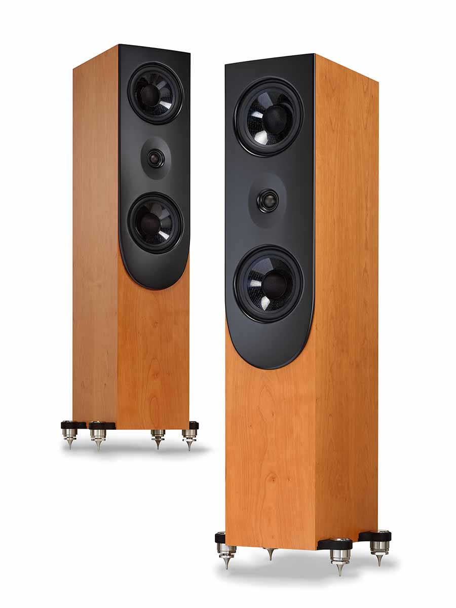 Falcon_vseries_essential_high_end_munich_2019_ol.jpg
