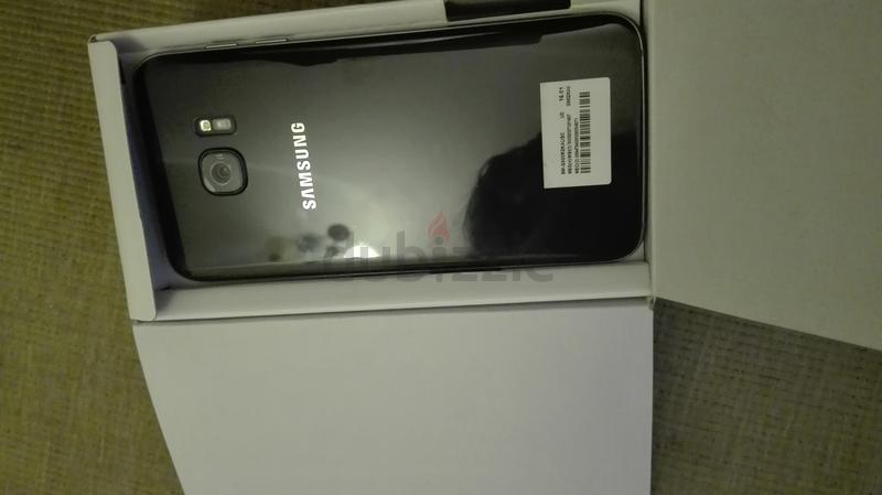 Purported-Galaxy-S7-Edge-leaks.jpg