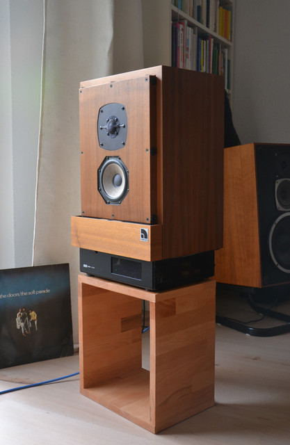 Vintage Audio Pro A4-14 active speakers and self-made speaker stands.png