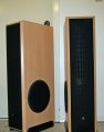 acoustic_research_310ho_tower_maple2.jpg