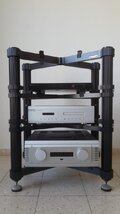 solidtech סטנד.jpg