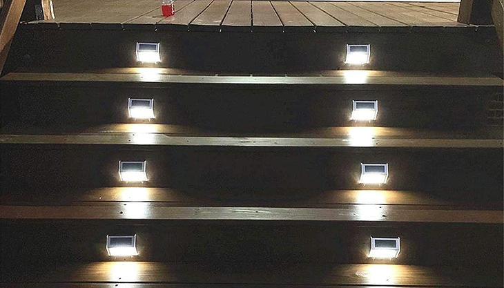 הדלקת תאורת מדרגות