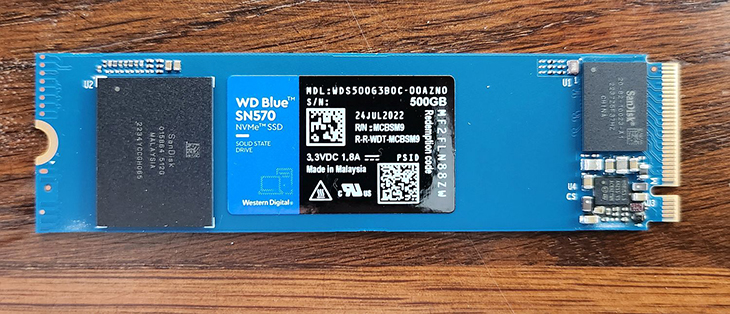 M.2 NVMe M.2 NVMe