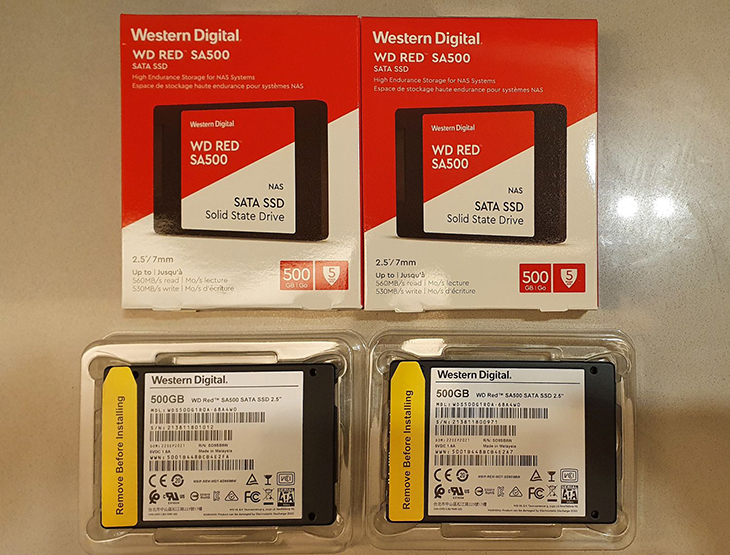 דיסקים מסוג SSD שהותקנו ב-NAS דיסקים מסוג SSD שהותקנו ב-NAS