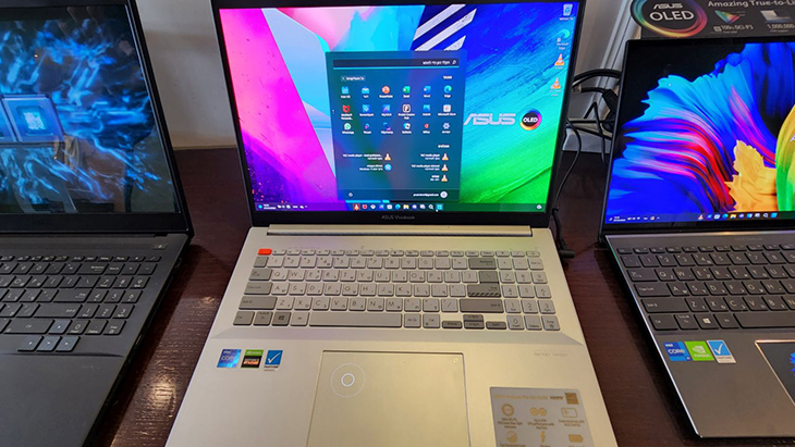 Dial Pad תוכנתי ב- Vivobook Pro 16X OLED Dial Pad תוכנתי ב- Vivobook Pro 16X OLED