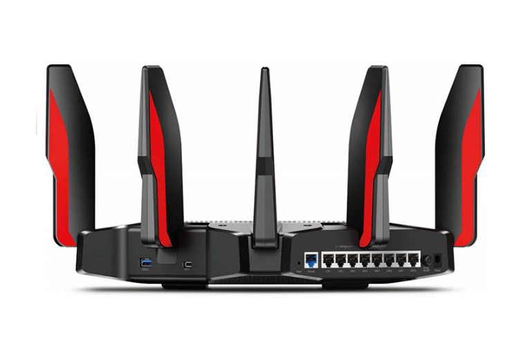 שתי כניסות USB 3.0: אחת Type A ואחת Type C. שתי כניסות USB 3.0: אחת Type A ואחת Type C.