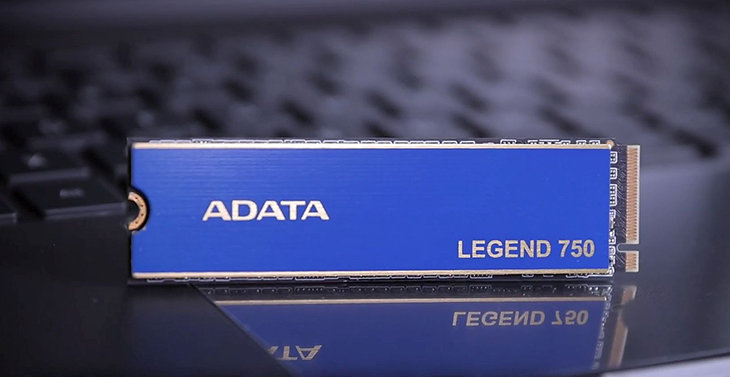 ADATA Legend 750 ADATA Legend 750