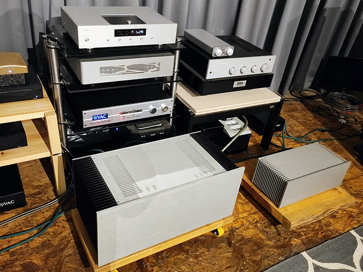 Kudos Audio דגם Titan 808