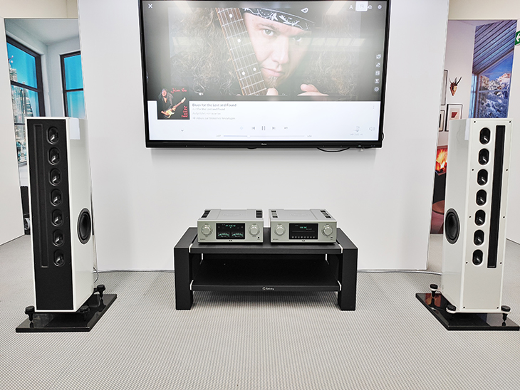 החדר של Adeon Audio Helix החדר של Adeon Audio Helix