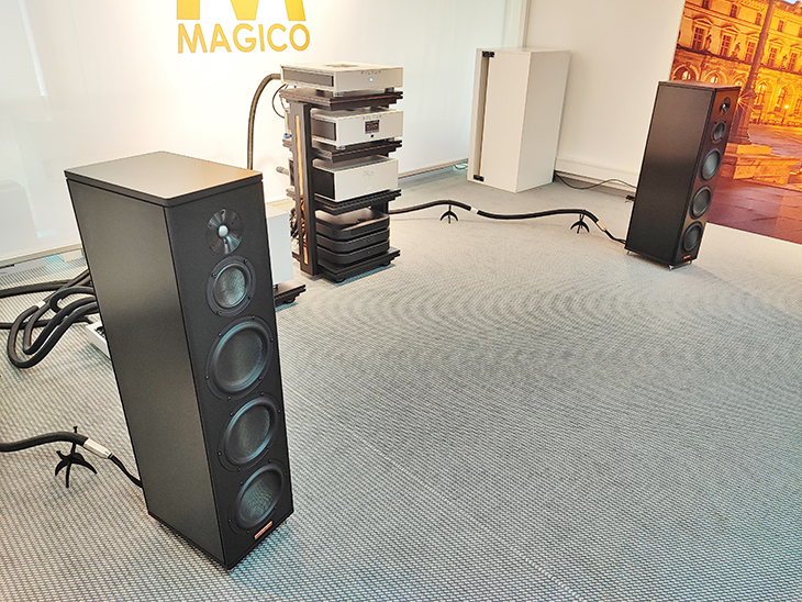 החדר של Magico A5 החדר של Magico A5