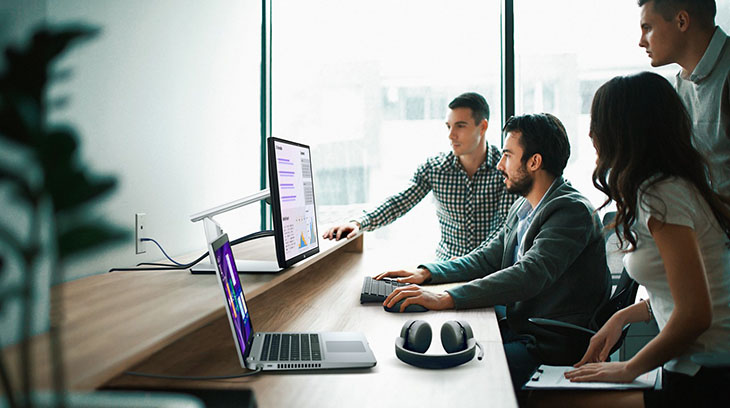 Dell 24'' Touch with USB-C Dell 24'' Touch with USB-C