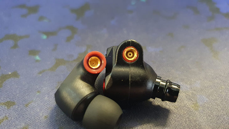 אוזניות Sennheiser IE200 אוזניות Sennheiser IE200