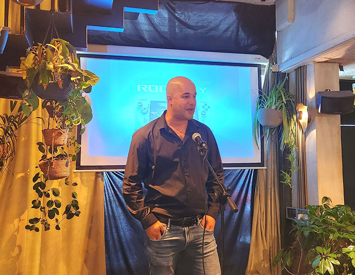 צח שוויפלד, מנהל תחום הקונסיומר והגיימינג של ASUS בישראל צח שוויפלד, מנהל תחום הקונסיומר והגיימינג של ASUS בישראל