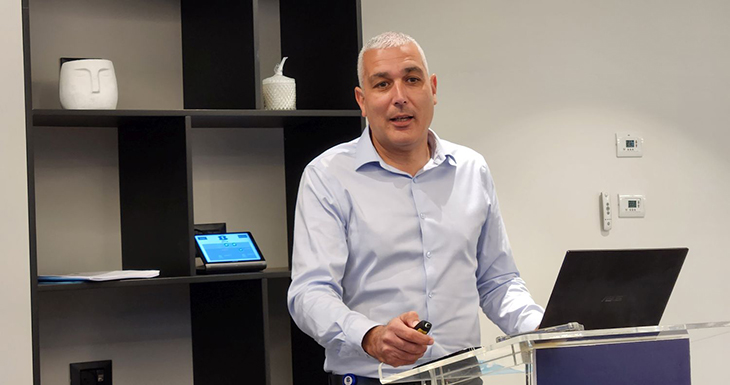 מני ברוך, סמנכ"ל הטכנולוגיות של בזק מני ברוך, סמנכ"ל הטכנולוגיות של בזק