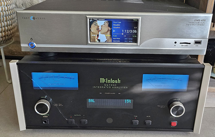 Mcintosh M7200 ו- Cary Audio DMS-650