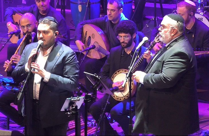  הטנור שמעון סיבוני עם האמן המבטיח גבריאל אוחיון מצרפת
