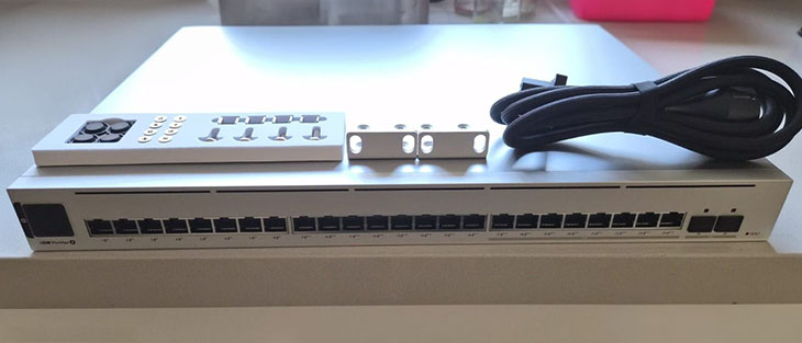 Pro Max 24 PoE