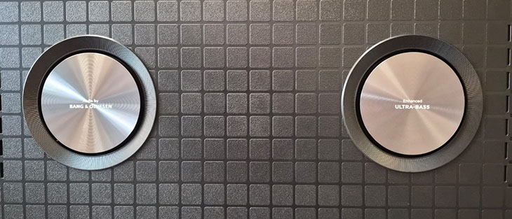 מערכת סאונד של Bang & Olufsen
