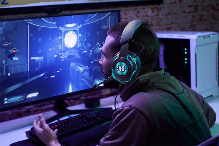 אוזניות מסדרת JBL Quantum אוזניות מסדרת JBL Quantum