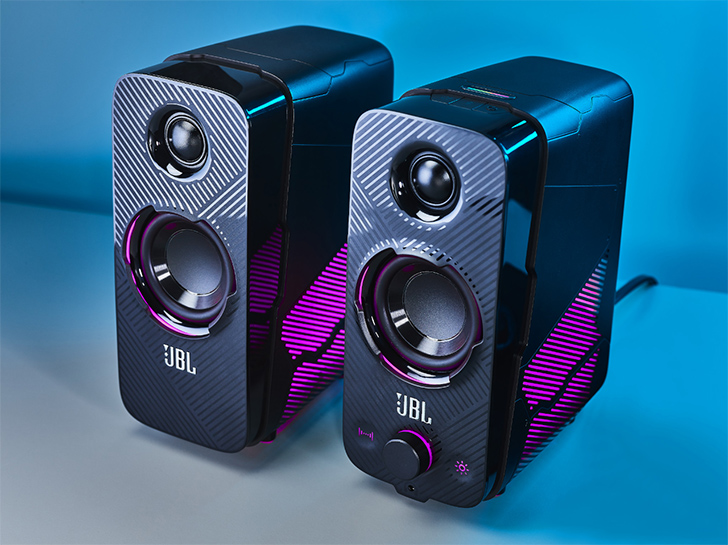 אוזניות מסדרת JBL Quantum אוזניות מסדרת JBL Quantum