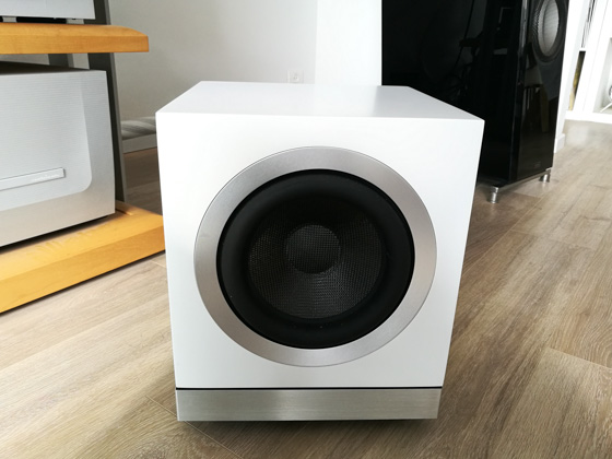 Bowers & Wilkins DB3D Bowers & Wilkins DB3D