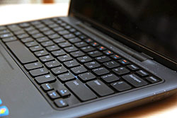 Dell Inspiron 1090 - מחשב נייד וגם טאבלט, ביקורת
