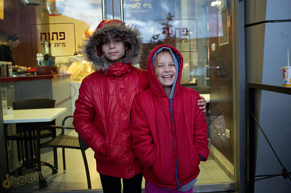 צילם: מיכאל כץ, ביקורת מצלמה פוג'י Fujifilm X100 צילם: מיכאל כץ, ביקורת מצלמה פוג'י Fujifilm X100