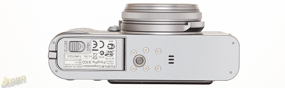 צילם: מיכאל כץ, ביקורת מצלמה פוג'י Fujifilm X100 צילם: מיכאל כץ, ביקורת מצלמה פוג'י Fujifilm X100