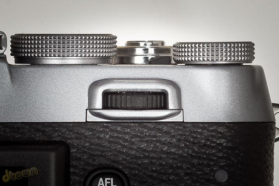 צילם: מיכאל כץ, ביקורת מצלמה פוג'י Fujifilm X100 צילם: מיכאל כץ, ביקורת מצלמה פוג'י Fujifilm X100