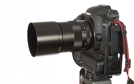 עדשה Carl Zeiss Makro‪-‬Planar T‪*‬ 2‪/‬100 צילום: מיכאל כץ
