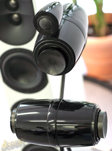 Storm Audio וחברת Aurelia speakers Storm Audio וחברת Aurelia speakers