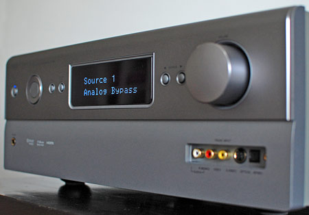 NAD T747