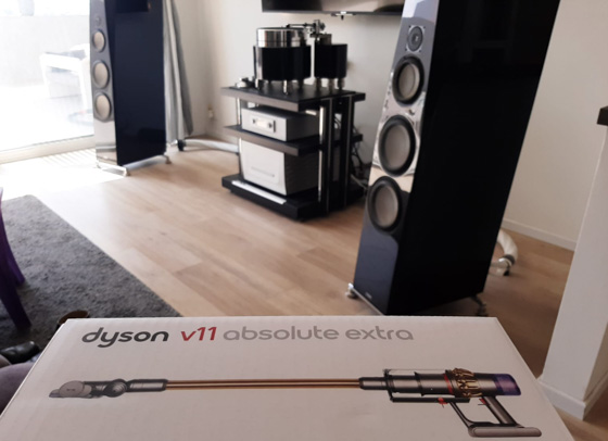 dyson v11