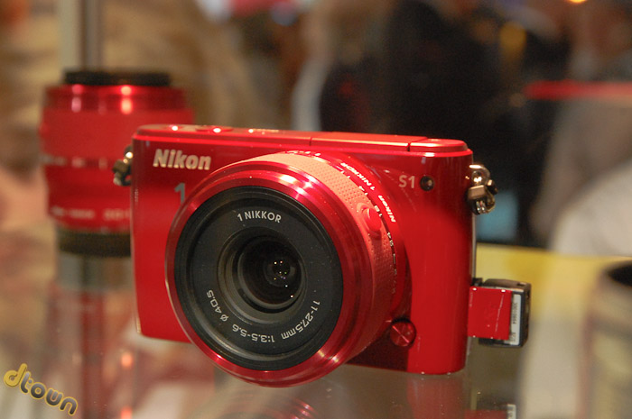 Nikon S1 Nikon S1