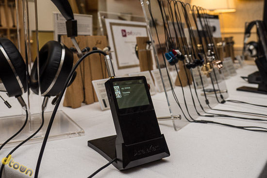 Astell&Kern AK240
