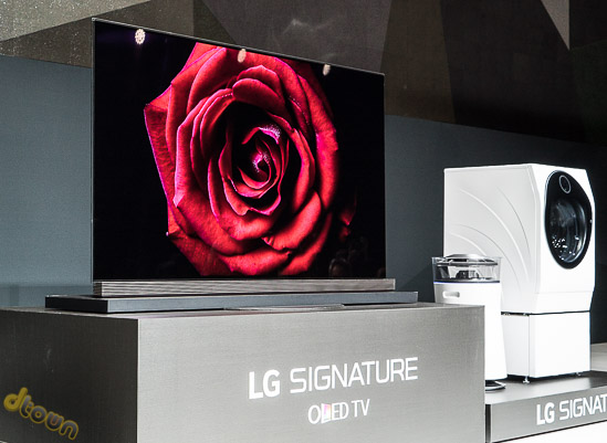 LG OLED SIGNATURE