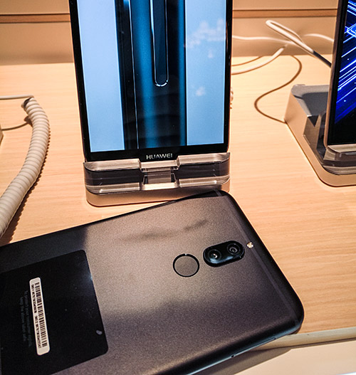 HUAWEI Mate 10 Lite