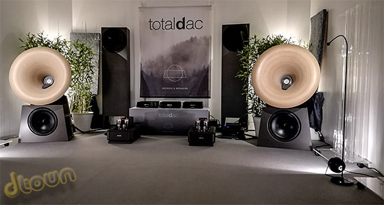 מערכת שלמה של TOTAL DAC עם מגבר פוש פול של Absolere