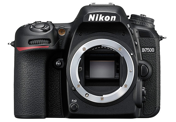 ניקון D7500