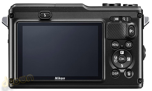 Nikon 1 AW1 - מצלמה לצלילה