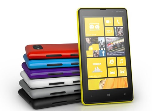 נוקיה Lumia 820 נוקיה Lumia 820