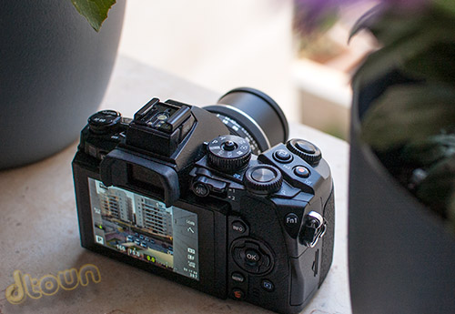 אולימפוס E-M1 OM-D - ביקורת מצלמה