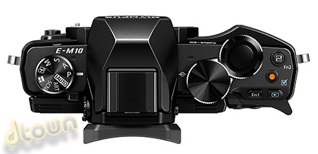 אולימפוס E-M10