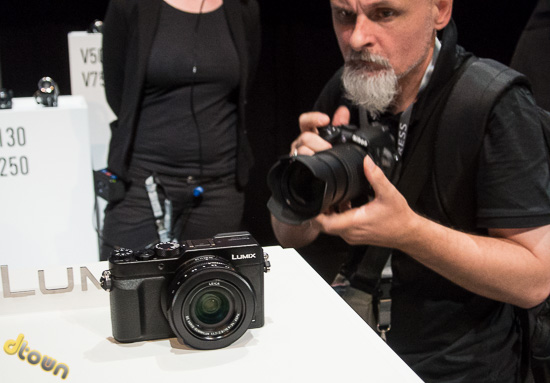 פנסוניק Lumix LX100