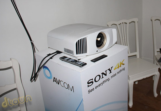 Sony VPL VW 550ES