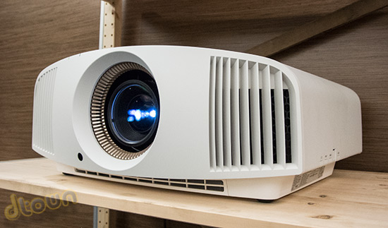 Sony VPL-VW520ES