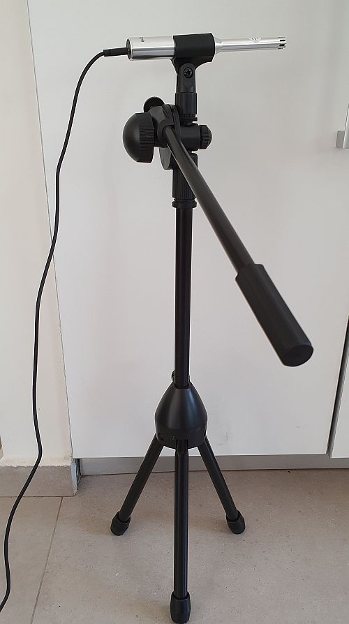 מיקרופון USB עם חצובה מיקרופון USB עם חצובה