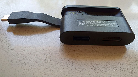 מתאם חיצוני עם חיבור HDMI ו-USB type A מתאם חיצוני עם חיבור HDMI ו-USB type A
