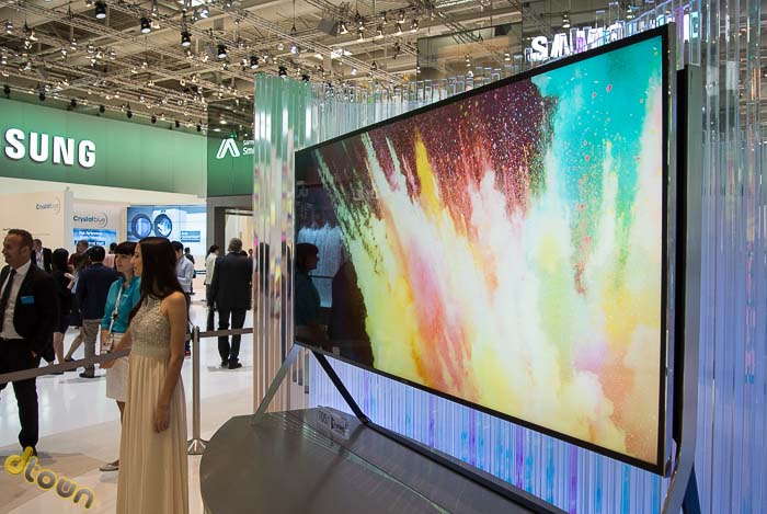 סמסונג 105 - טלויזיות OLED / LED / 4K בתערוכת IFA